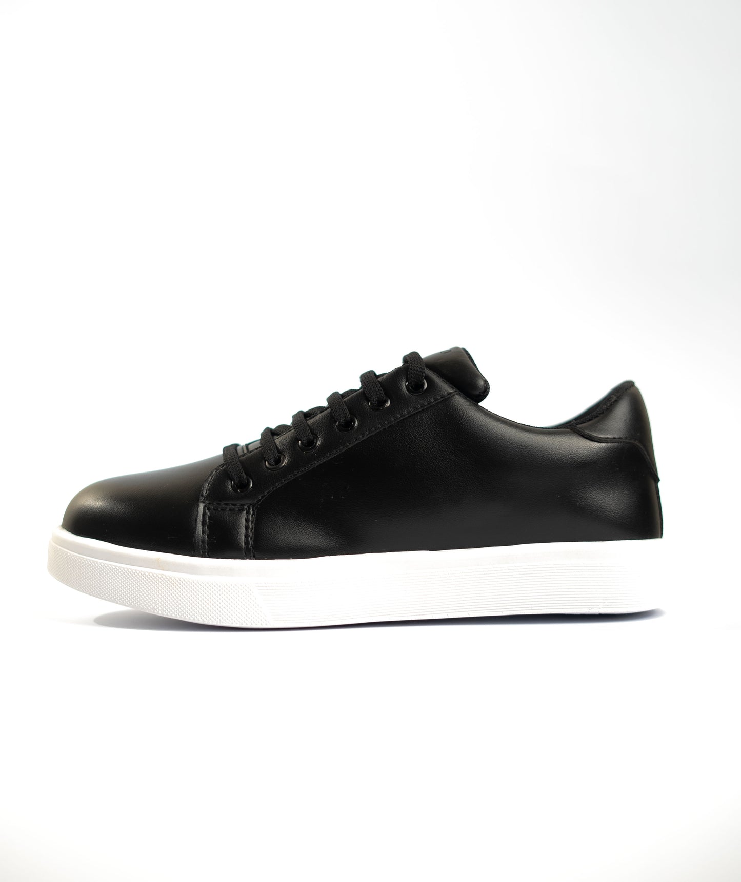 Semi Formal Black Sneaker
