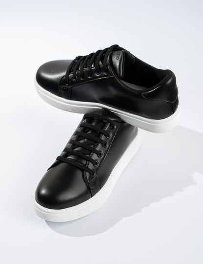 Semi Formal Black Sneaker